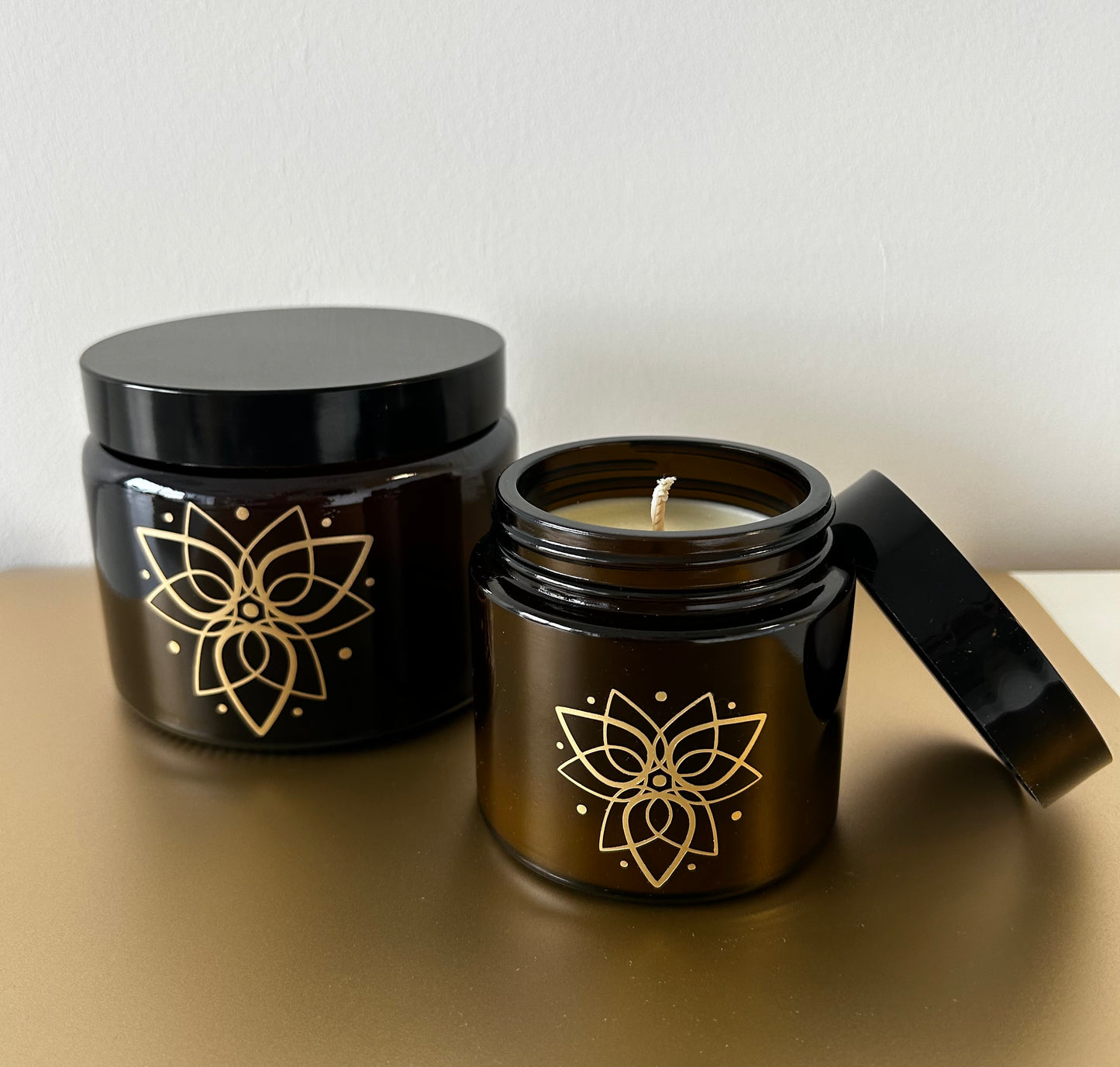 Candle 2: AquaCopia Signature Scent - Large