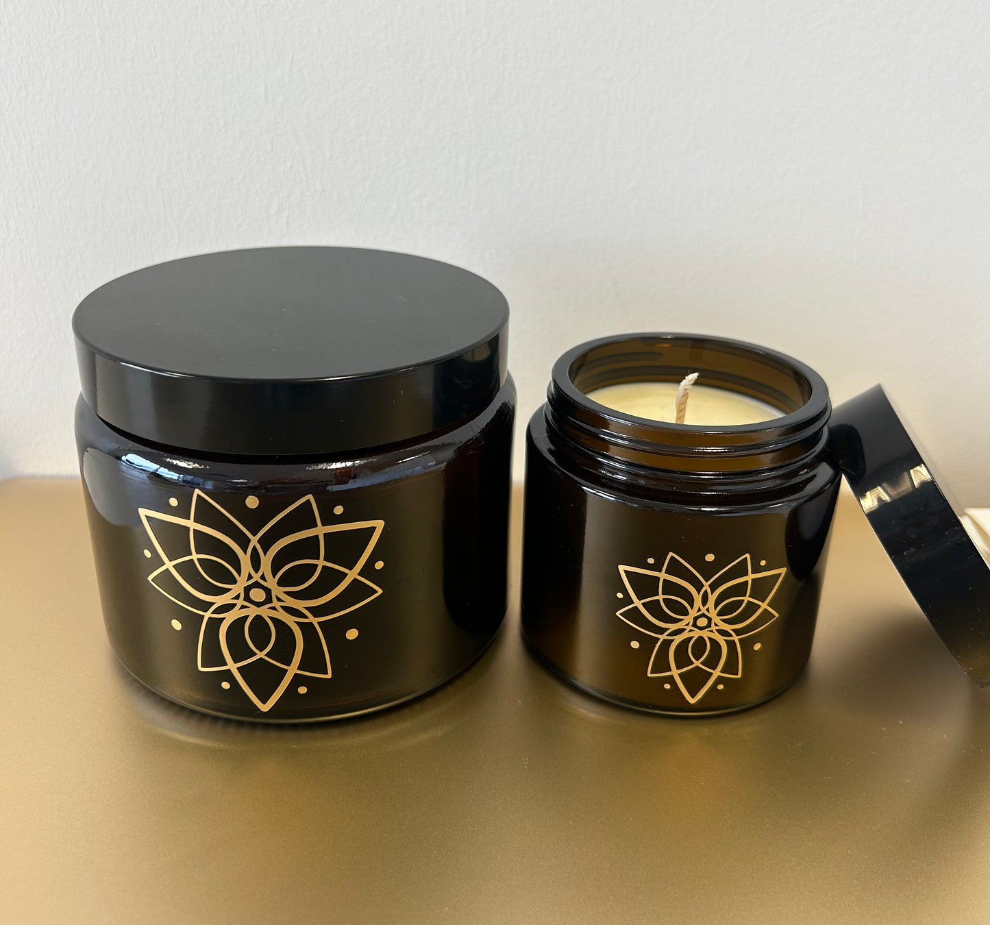 Candle 1: AquaCopia Signature Scent - Extra Large