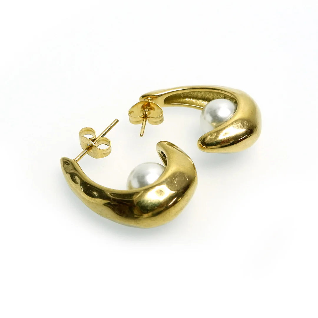 Gold Hoop Earrings with Pearl